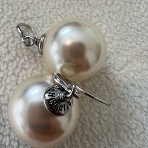 Used Henri Bendel Pearl Earrings